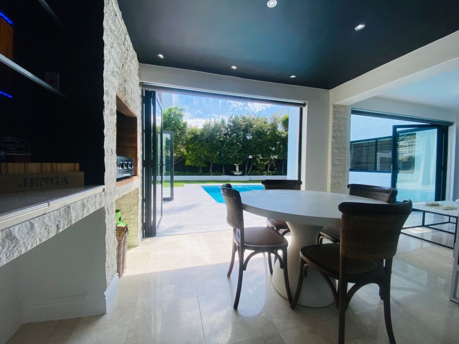 5 Bedroom Property for Sale in Sunset Beach Western Cape
